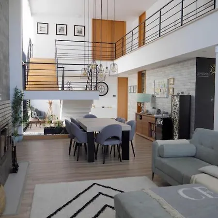 Casa Costa Santos, Povoa De Varzim * Terroso