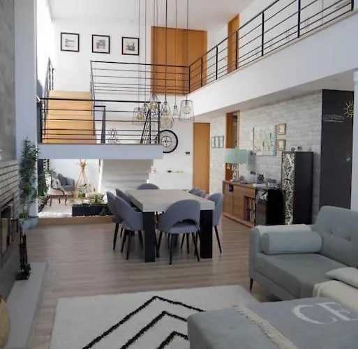 Casa Costa Santos, Povoa De Varzim * Terroso